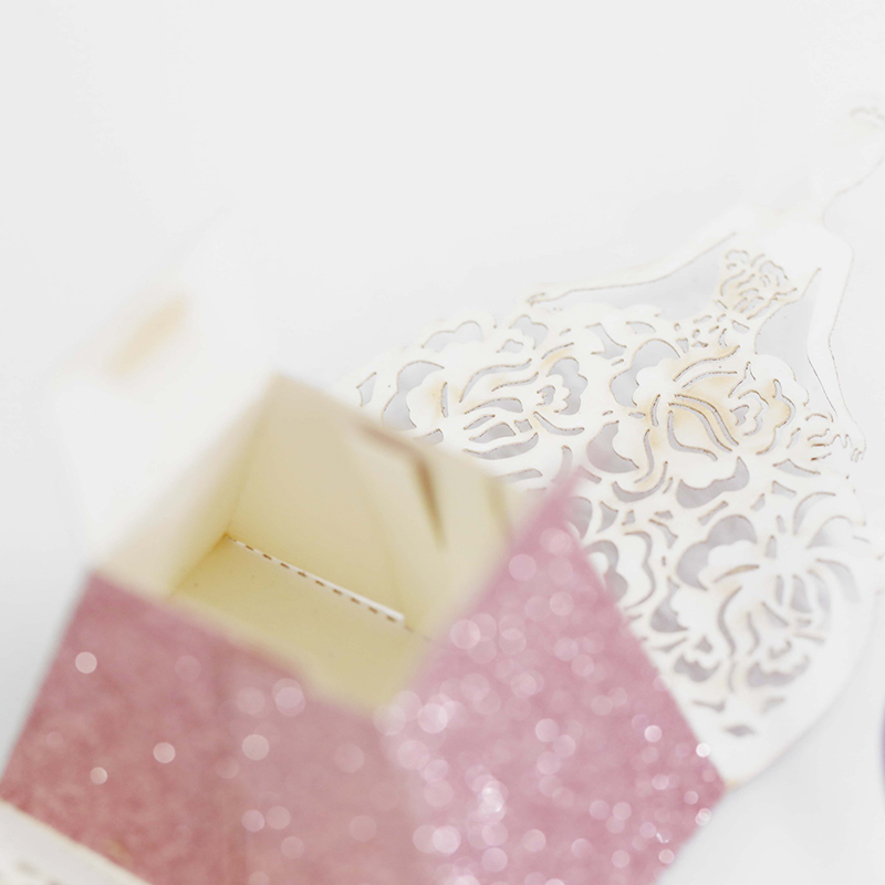 花嫁用レーザーカットギフトバッグ,キャンディーボックス,ギフ - Wedding Supply.Box のレビューと価格